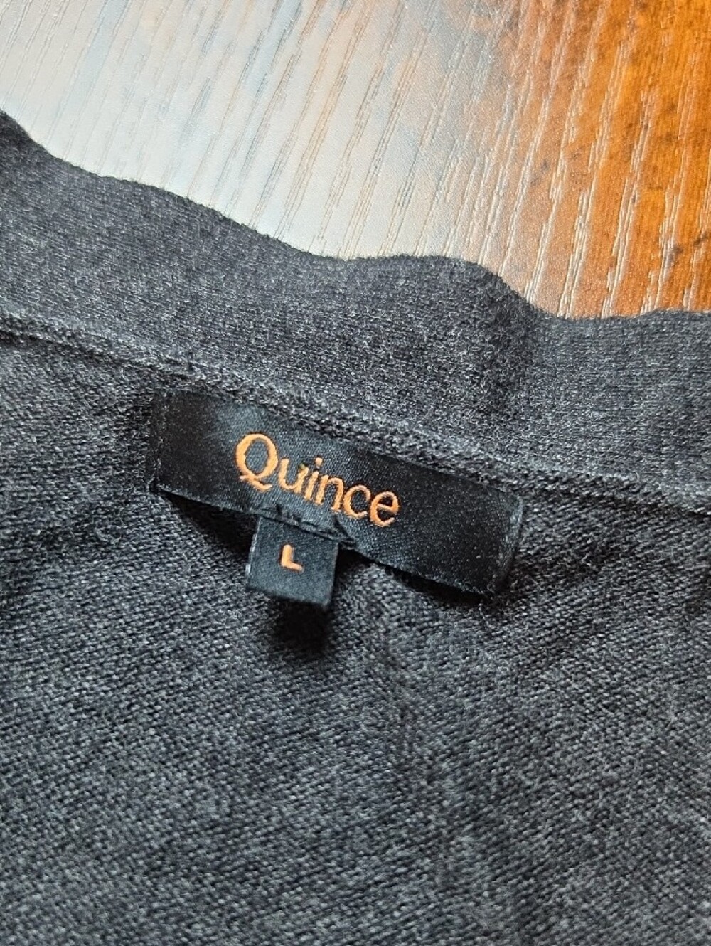 QUINCE | Organic Cotton Cashmere EcoVero V Neck Cardigan Heather Gray | L - Picture 3 of 7